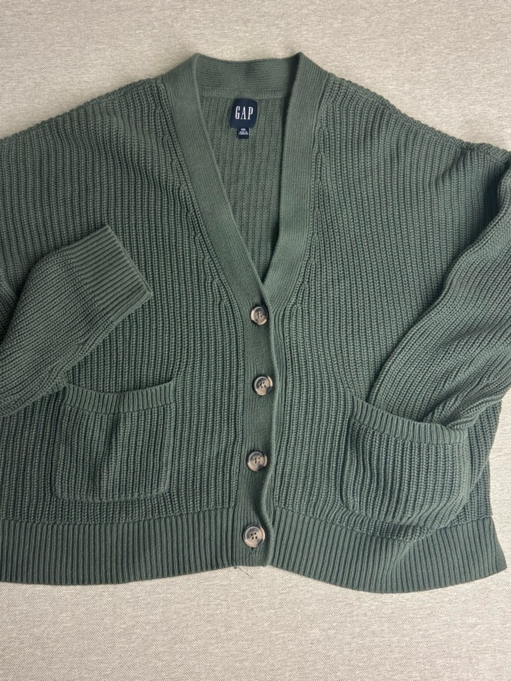 GAP Women's Sage Green Ribbed V-Neck Button Cardigan
